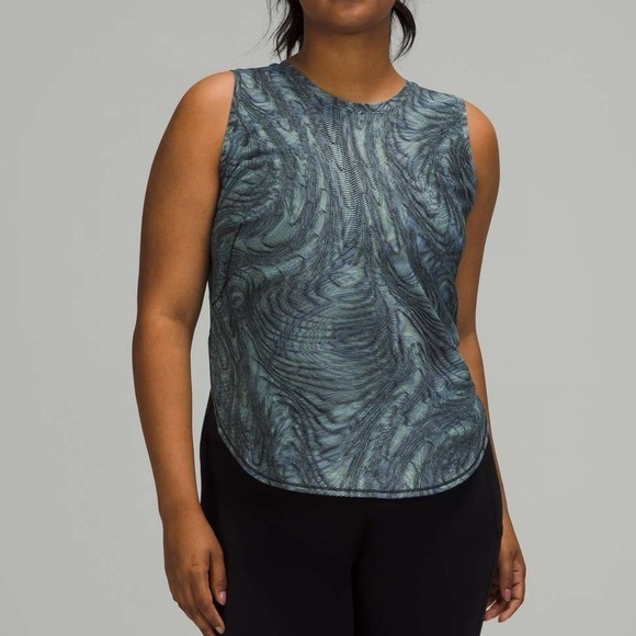 Lululemon Womens Size 2 High Neck Split Hem Muscle Tank Blue Swirled Running - Picture 1 of 7